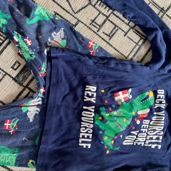 2/$18❣️ Christmas dinosaur pajamas Rex yourself - Picture 1 of 5